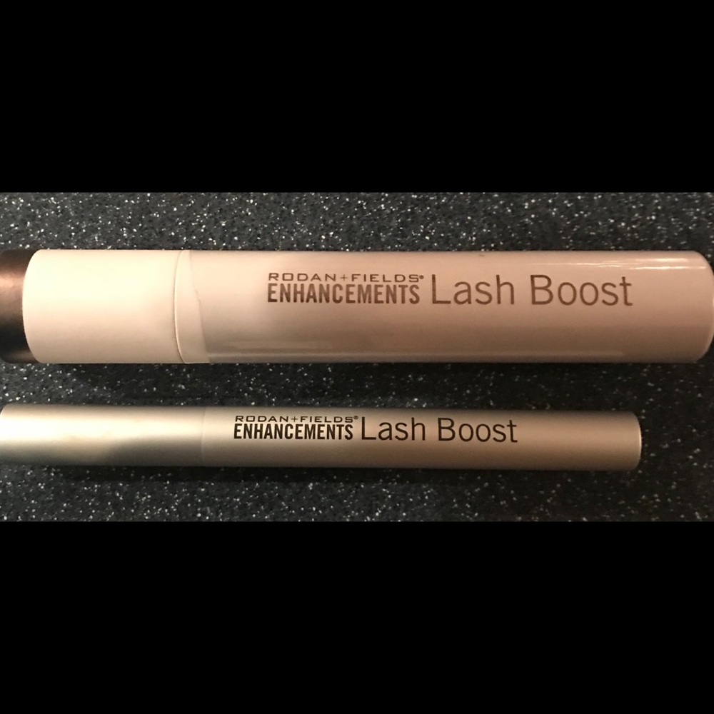 Lash Boost 😍 Brand new and sealed